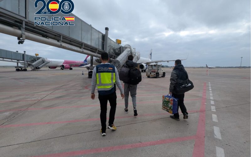 Expulsió de l'estat