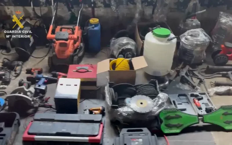 Material agrícola robat